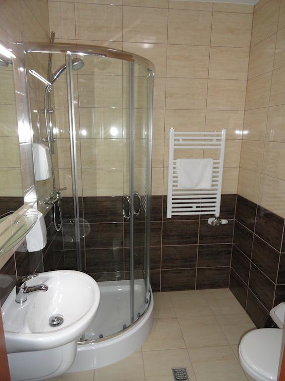Hotel Wielkopolanka Środa Wielkopolska Habitación foto